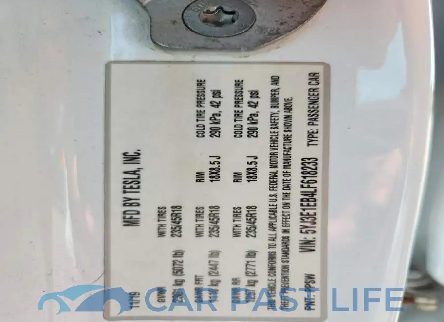 5YJ3E1EB4LF618233# 12