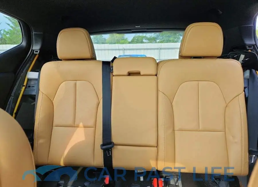 YV4162ULXL2206760# 10