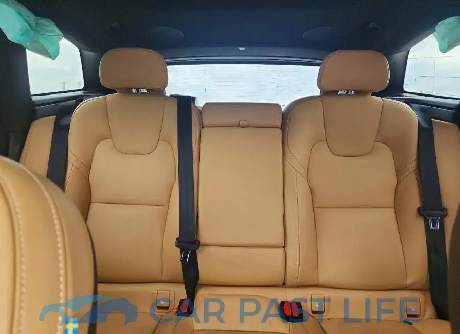 YV4M12RM3S1098340# 10