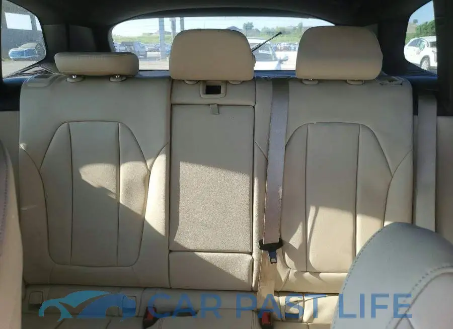 5UXTR7C55KLF28395# 10