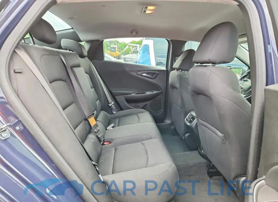 1G1ZD5ST5SF116545# 10