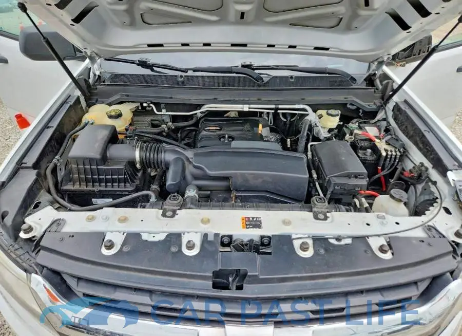 1GCHSBEA8J1149553# 11