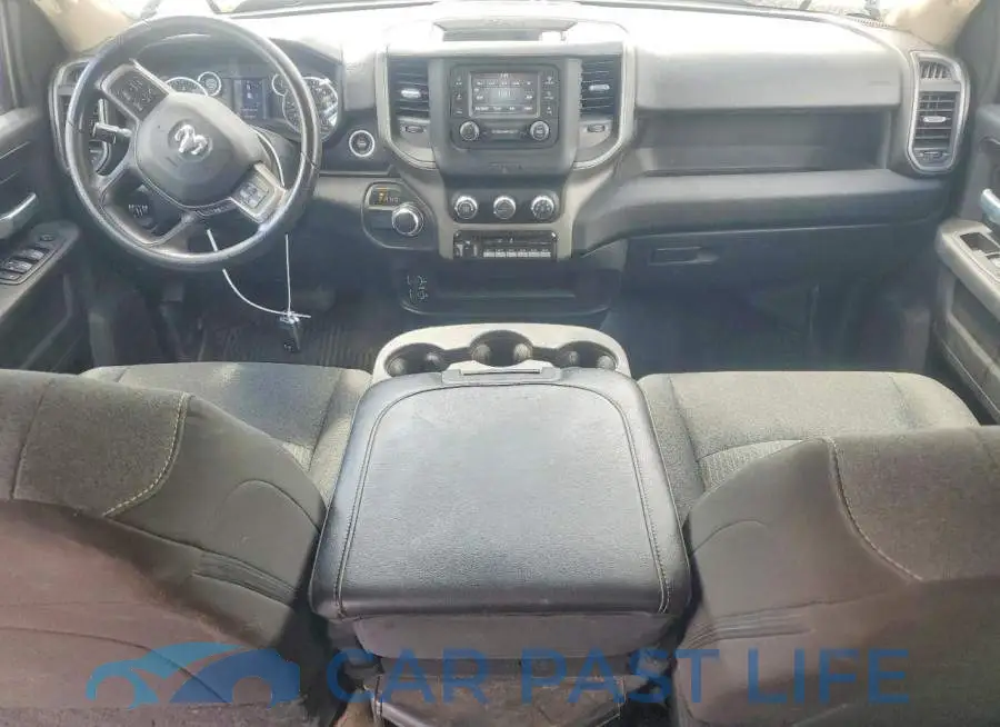 3C6UR5CJ8KG711959# 8