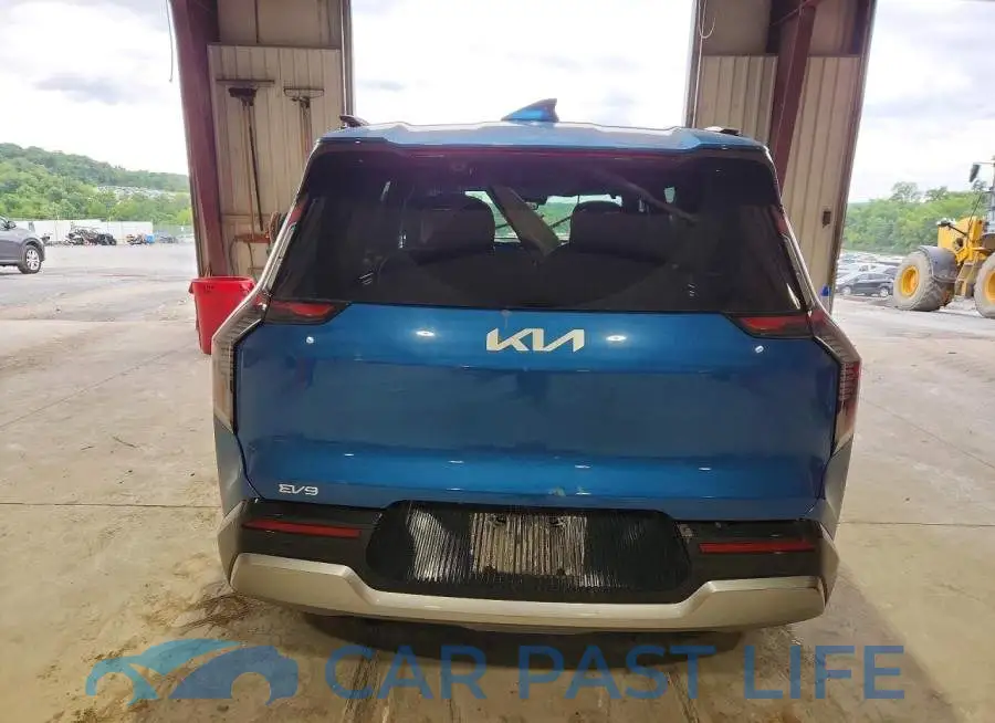 KNDADFS56R6046608# 6