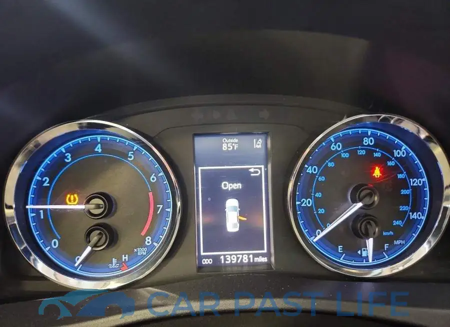 2T1BURHE8HC808261# 9