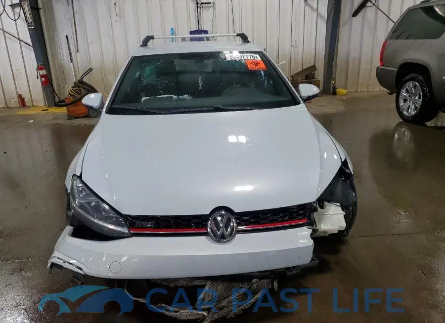 3VW447AU1JM297260# 5