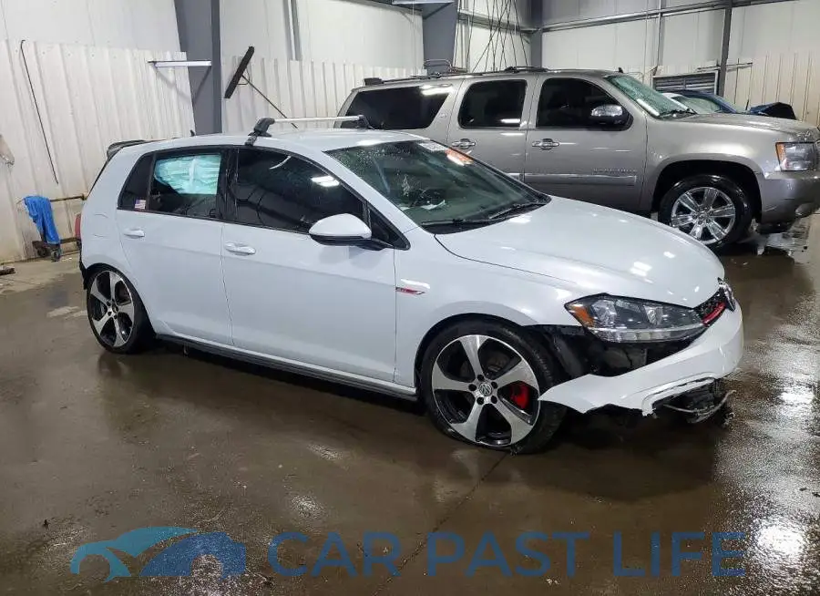 3VW447AU1JM297260# 4