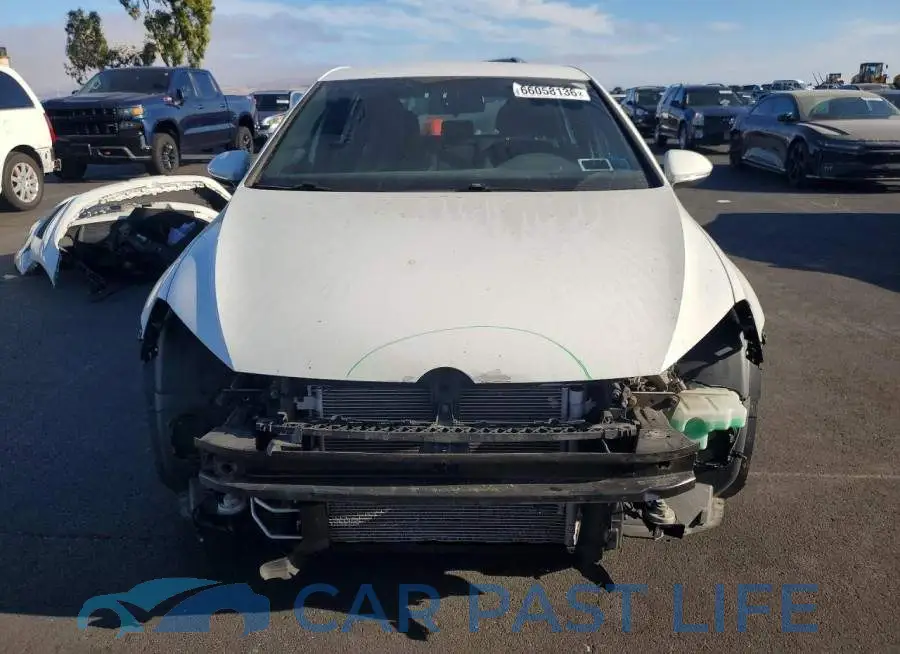 3VW4T7AU3HM000650# 5