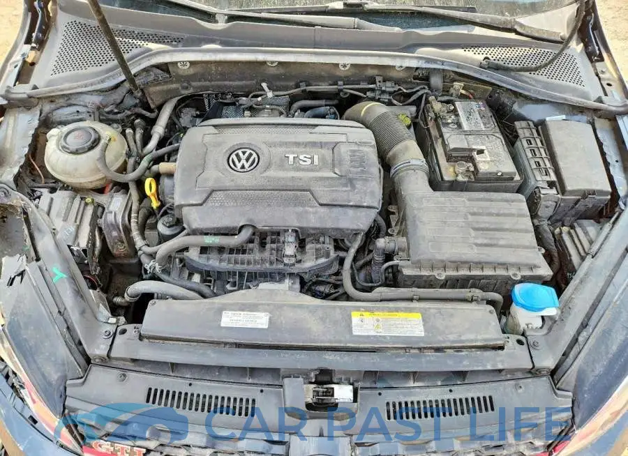 3VW6T7AU8MM005975# 11
