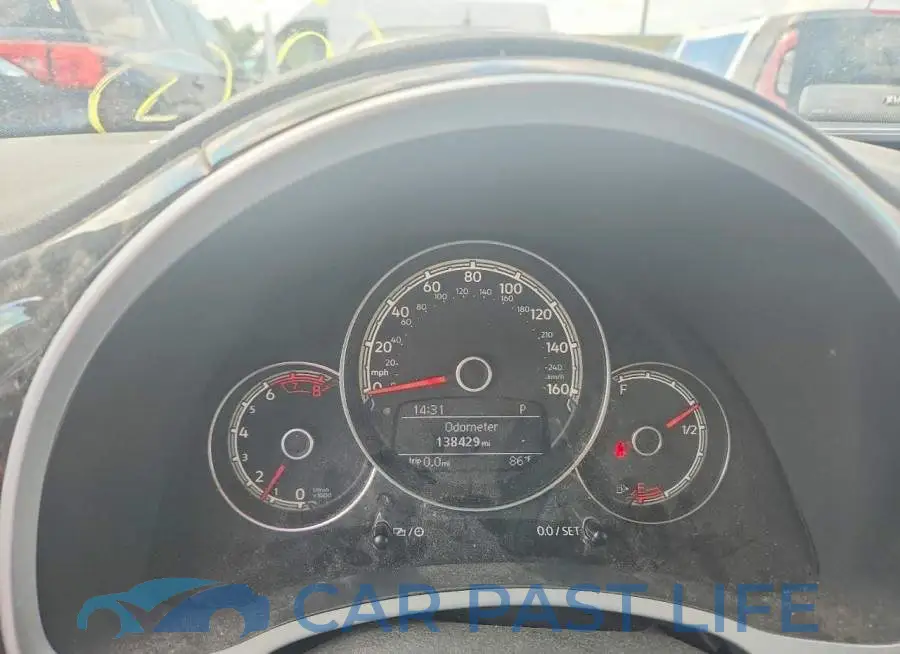 3VWF17AT3HM606696# 9