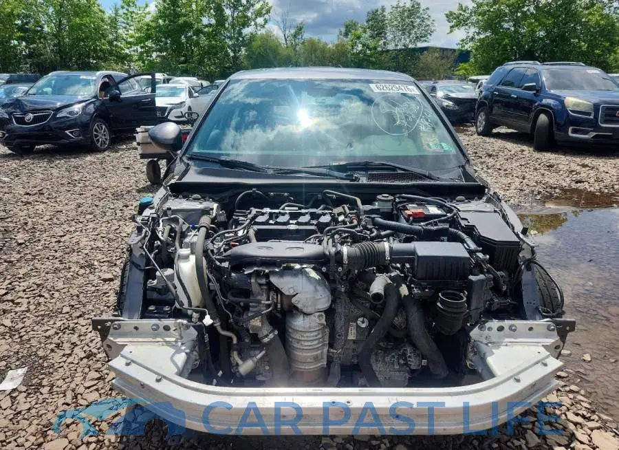 19UDE4H32PA008261# 5