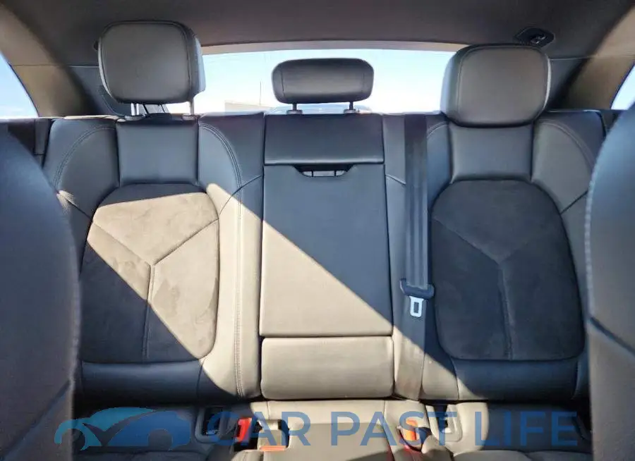 WP1AB2A53JLB31989# 10