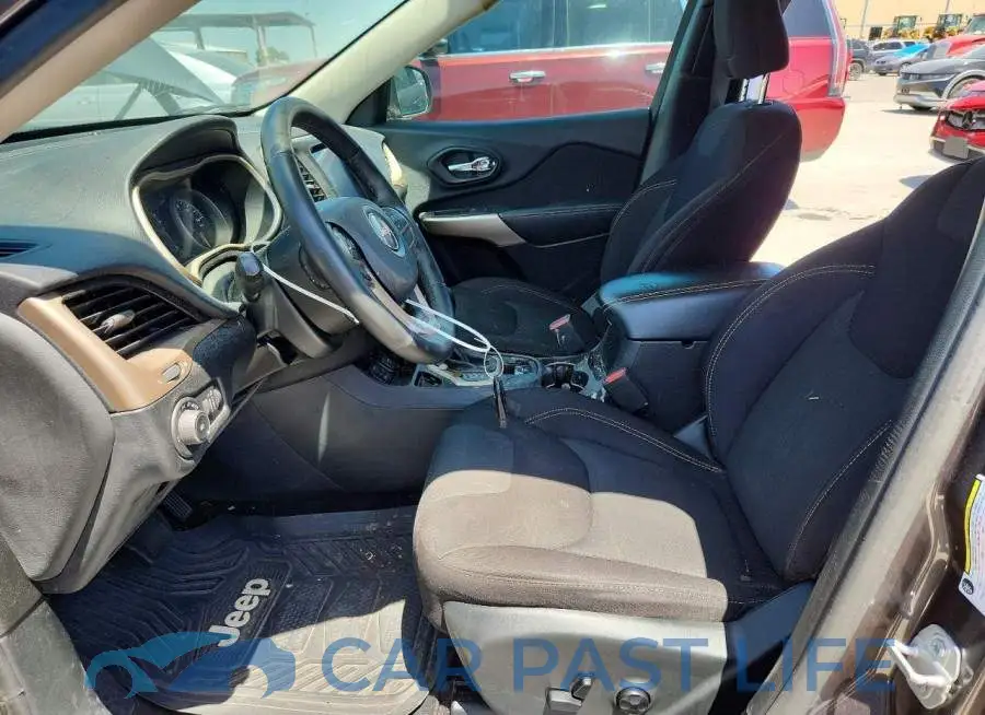 1C4PJLCB9HW653042# 7