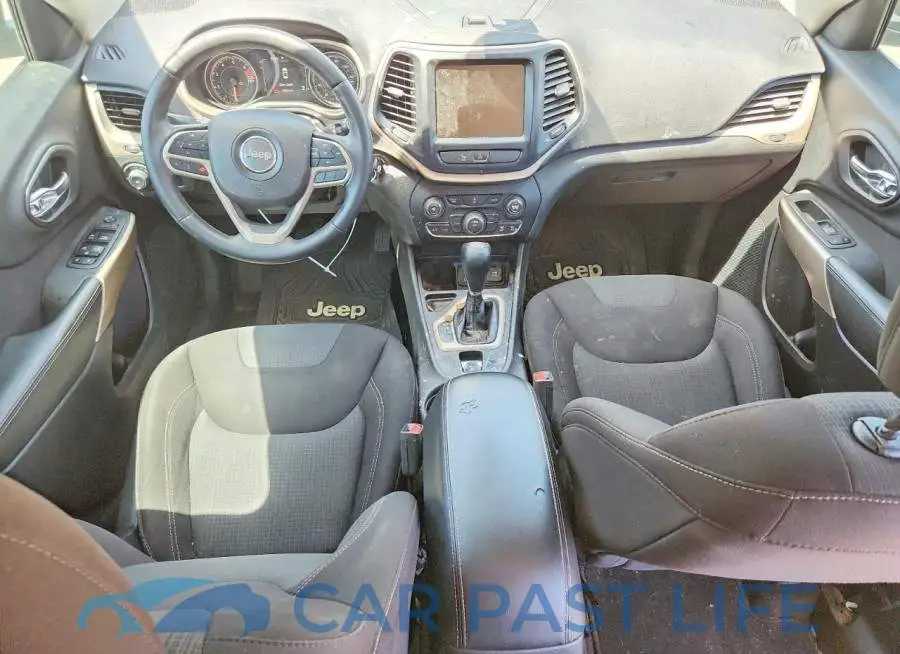 1C4PJLCB9HW653042# 8