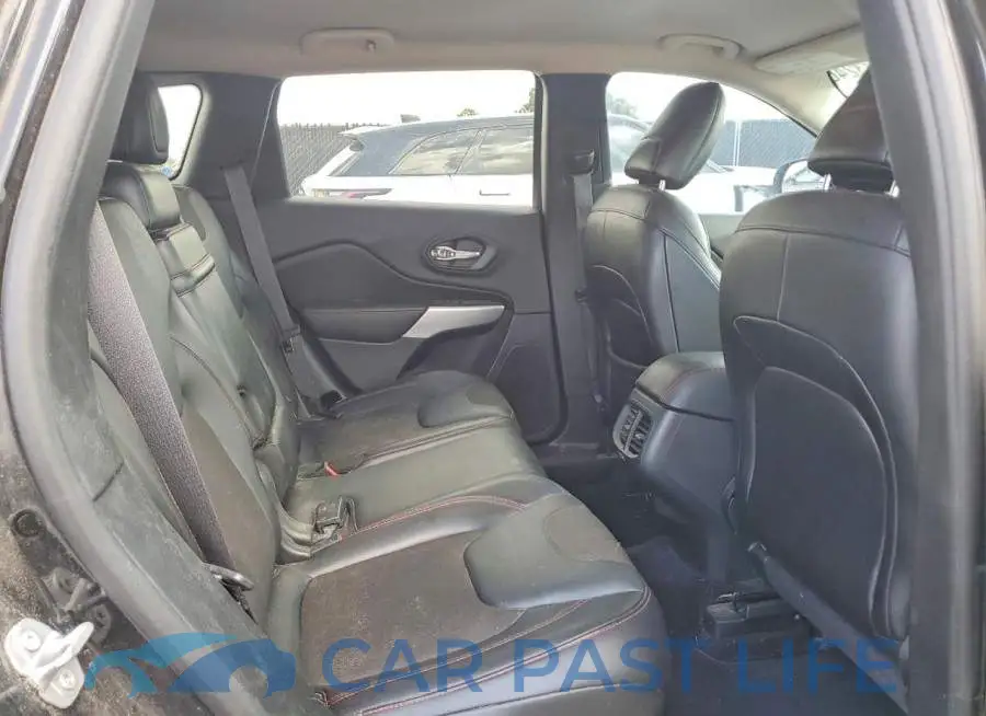 1C4PJMBS8HW589230# 11