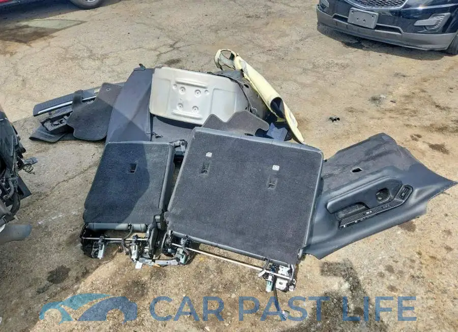 1C4SJVFJ3PS541268# 13