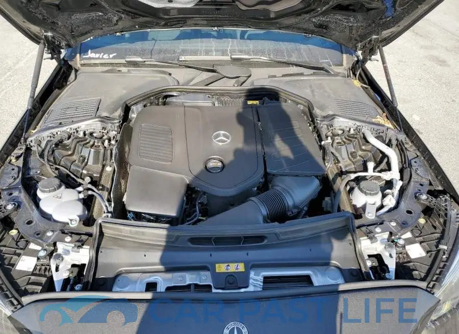 W1KAF4GB4SR254199# 11
