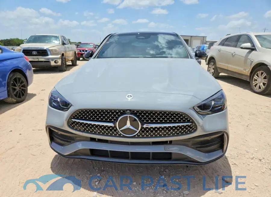 W1KAF4GB7SR283857# 5