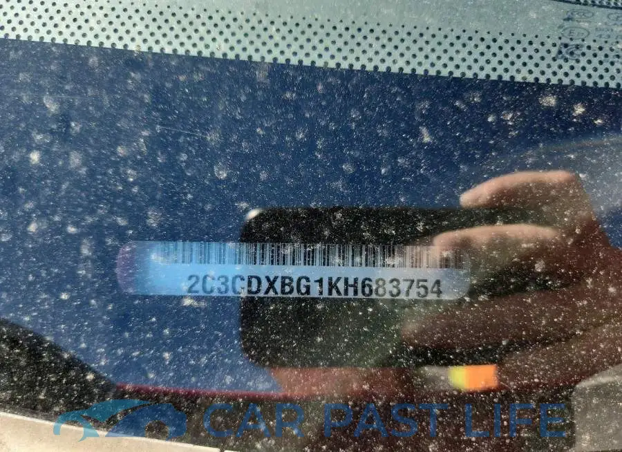 2C3CDXBG1KH683754# 13
