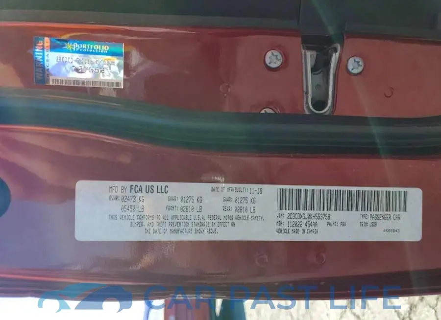 2C3CDXGJ0KH553758# 12