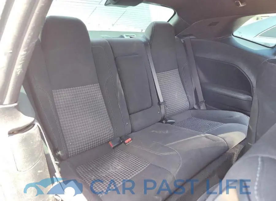 2C3CDZAG3LH185327# 10
