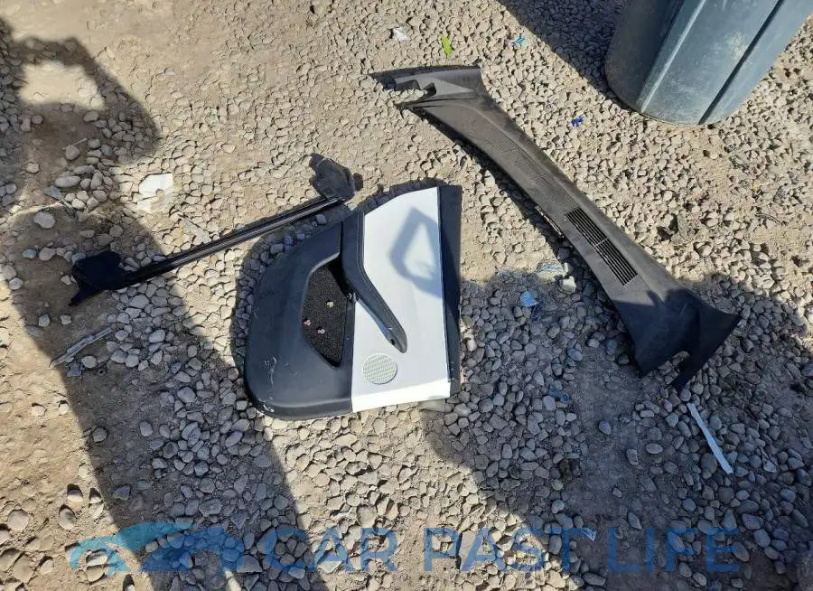 5YJ3E1ET7RF848768# 12