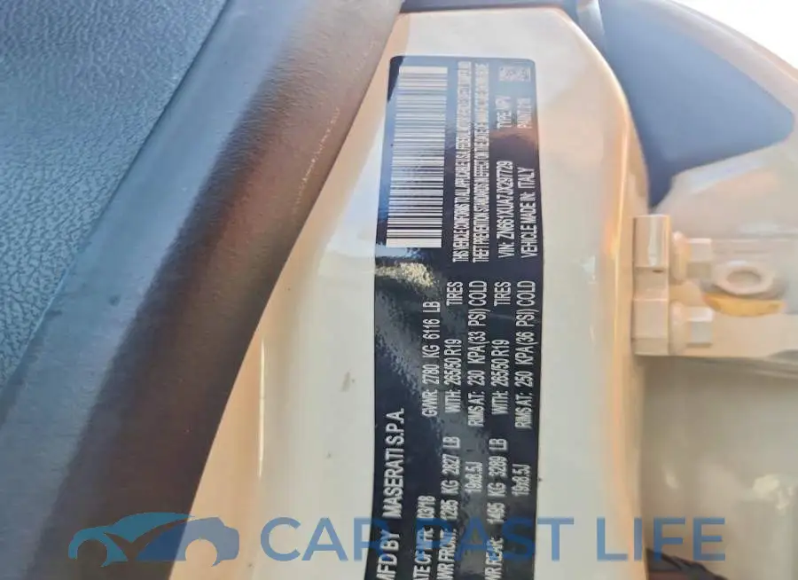 ZN661XUA7JX297729# 14