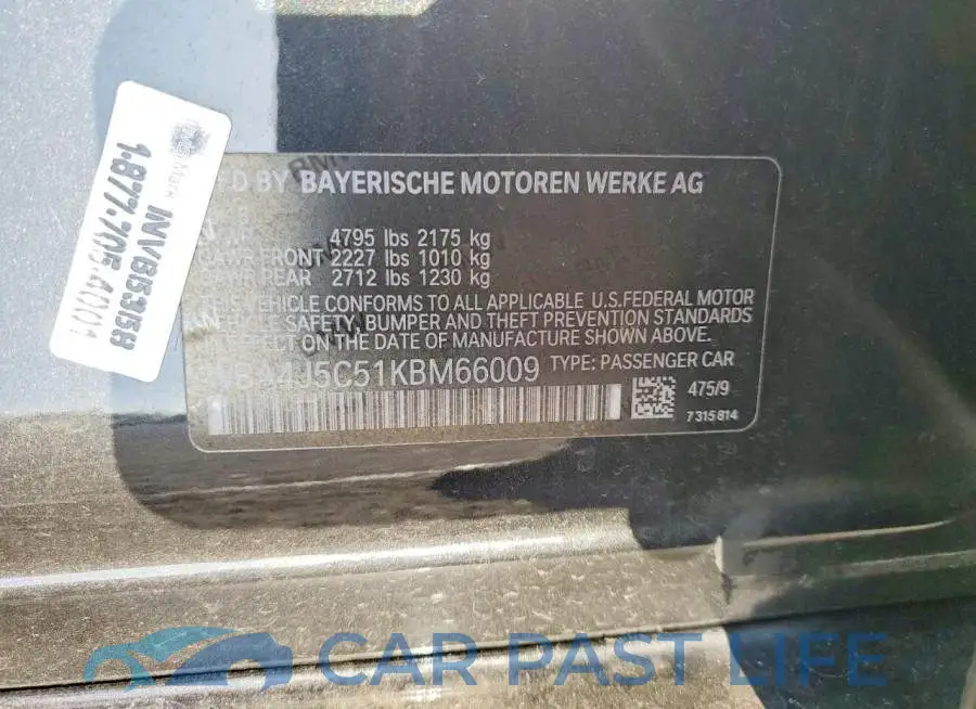 WBA4J5C51KBM66009# 12