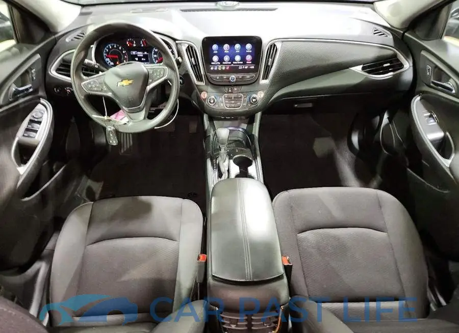 1G1ZD5ST2SF115661# 8