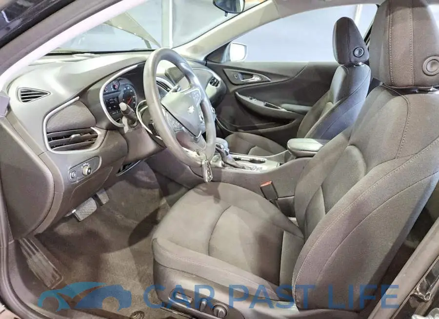1G1ZD5ST2SF115661# 7