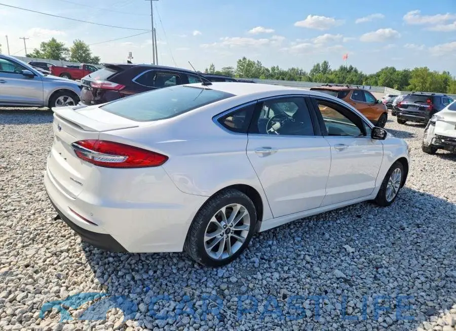 3FA6P0SU5KR145548# 3