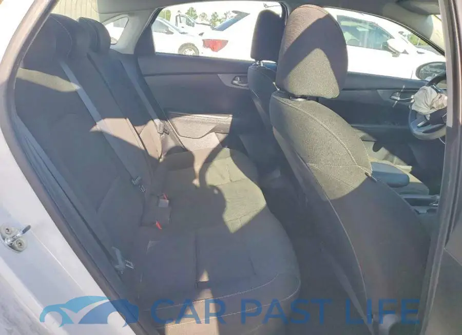 3KPF24AD2LE253636# 10