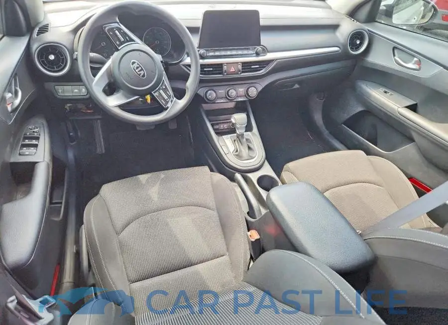 3KPF24AD6LE261285# 8