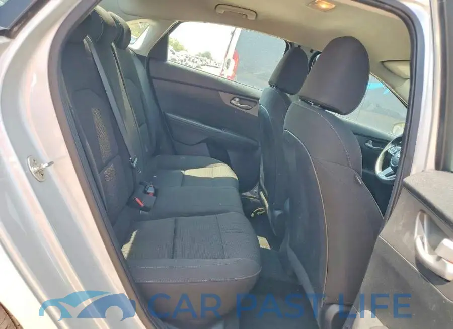 3KPF24AD7LE194809# 10