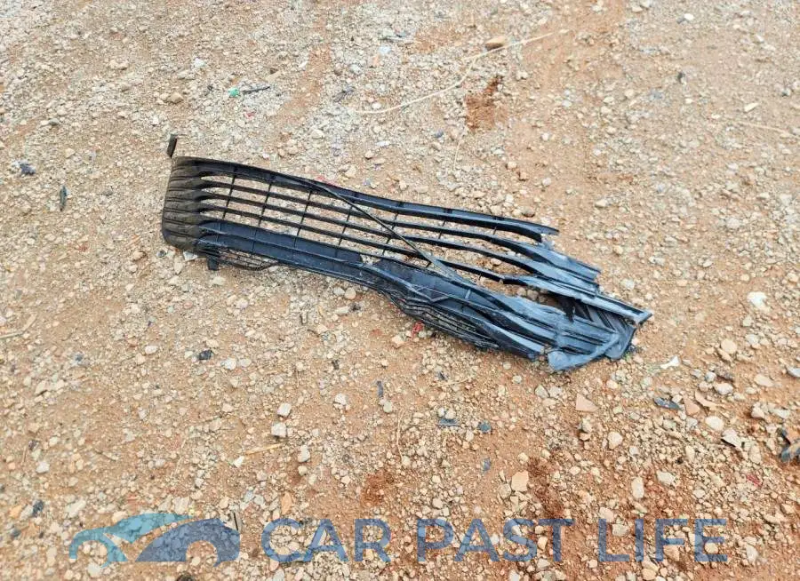 4T1C11AK8LU977136# 12