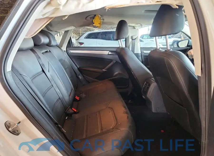 1VWSA7A37MC013899# 10