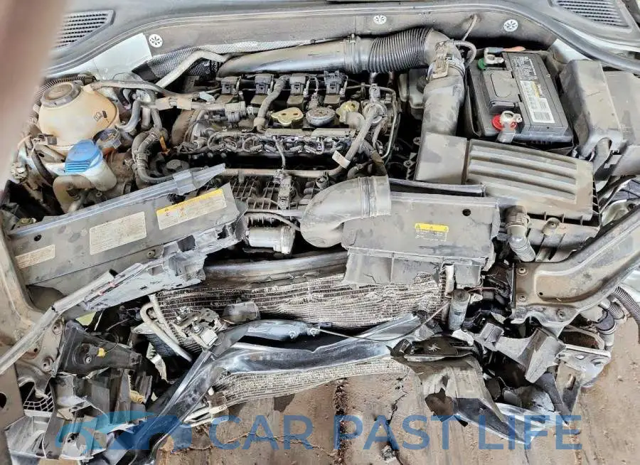 1VWSA7A37MC013899# 11