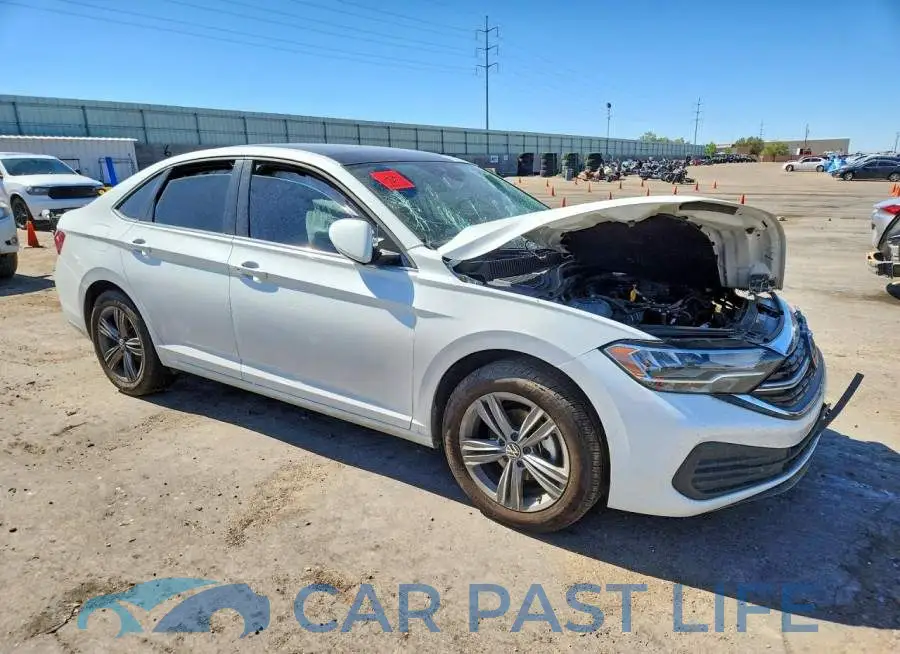 3VW7M7BU0RM097915# 4