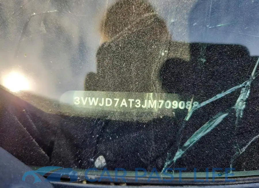 3VWJD7AT3JM709088# 13