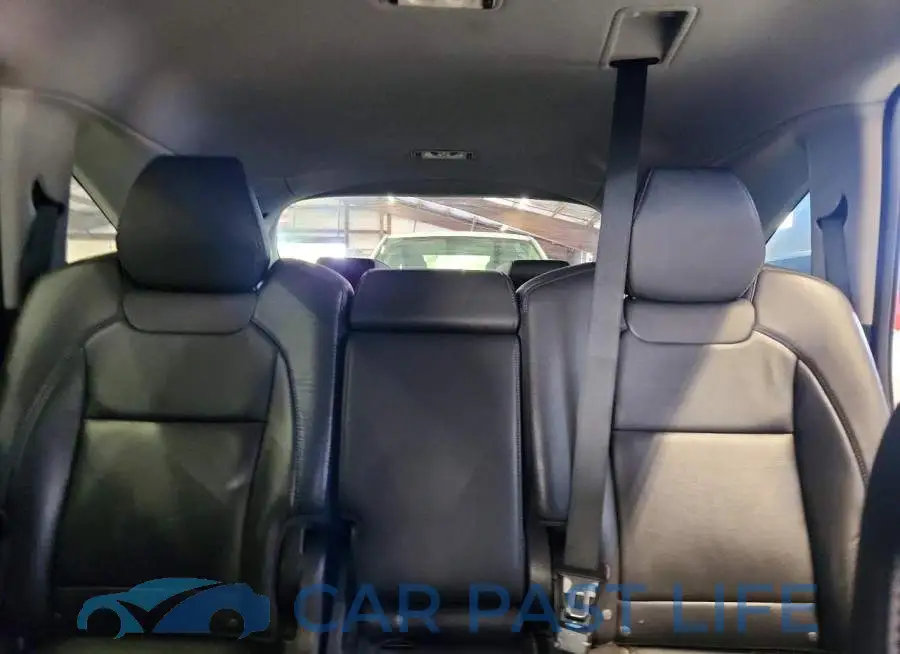 5J8YD4H35KL036685# 10