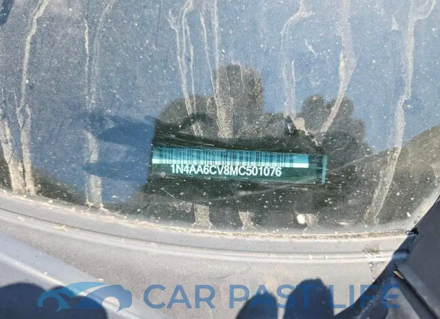 1N4AA6CV8MC501076# 12