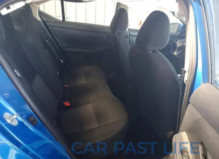 3N1AB8CV2SY325670# 10