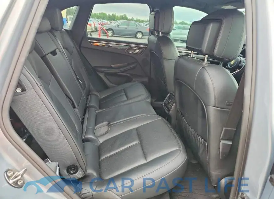 WP1AB2A58KLB31830# 11