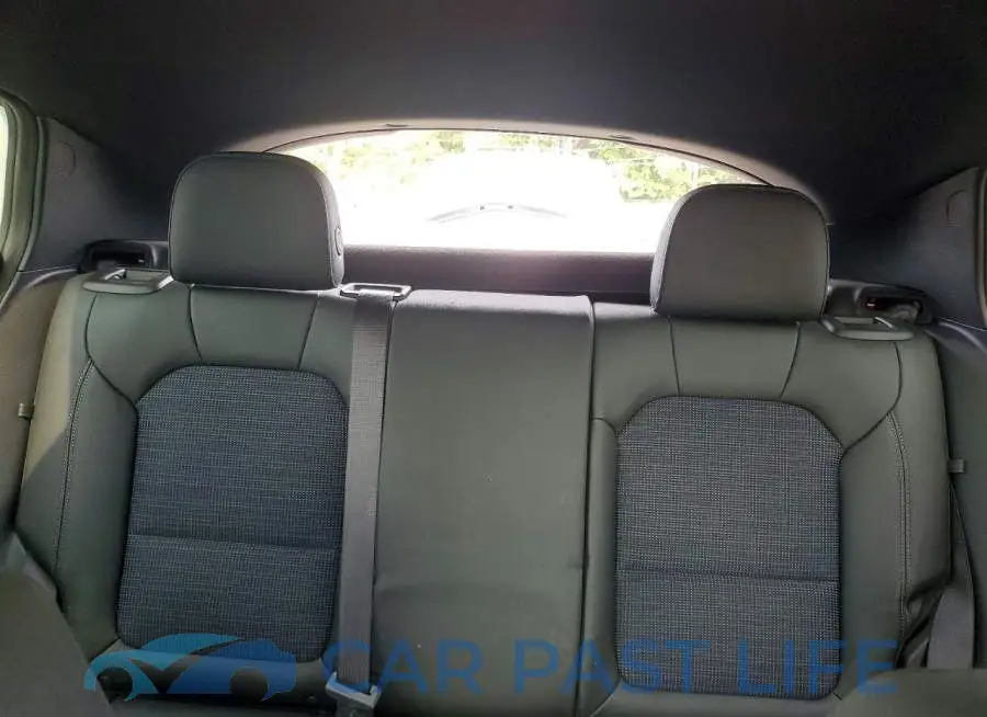 KL47LAEP5SB112182# 10