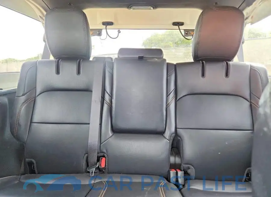 1C4RJXP61RW255502# 10