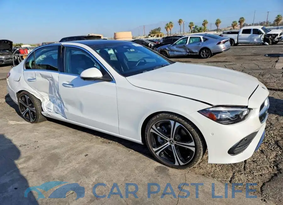 W1KAF4GB6RR235180# 4