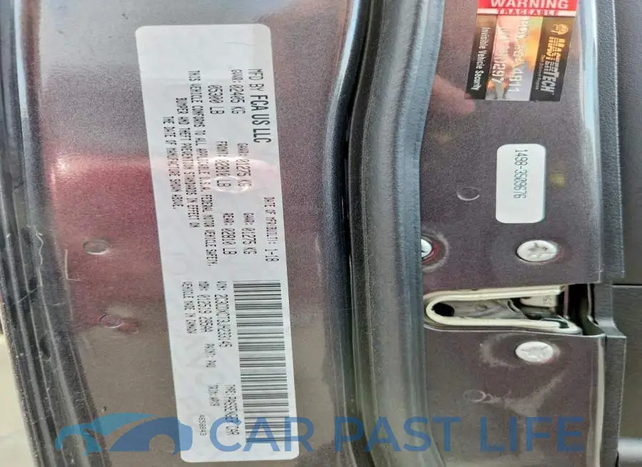 2C3CDXCT3JH233145# 12