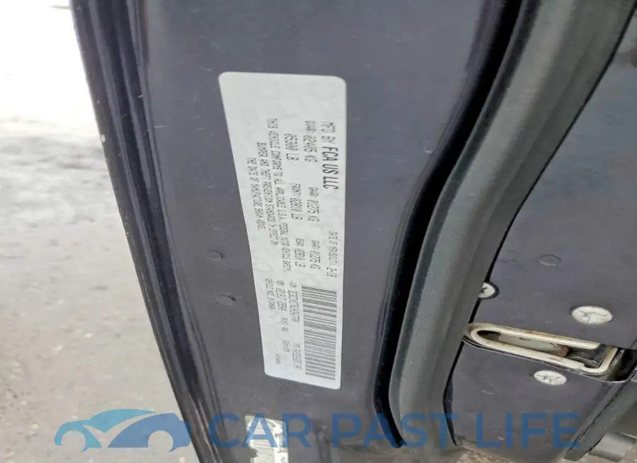 2C3CDXCT8JH247770# 13