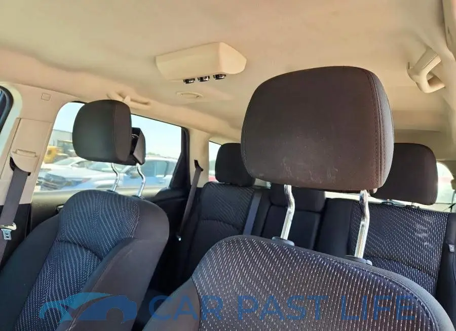 3C4PDCAB8LT272176# 10