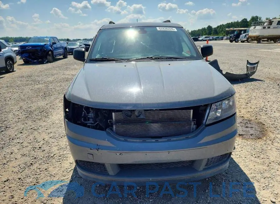 3C4PDCAB8LT272176# 5